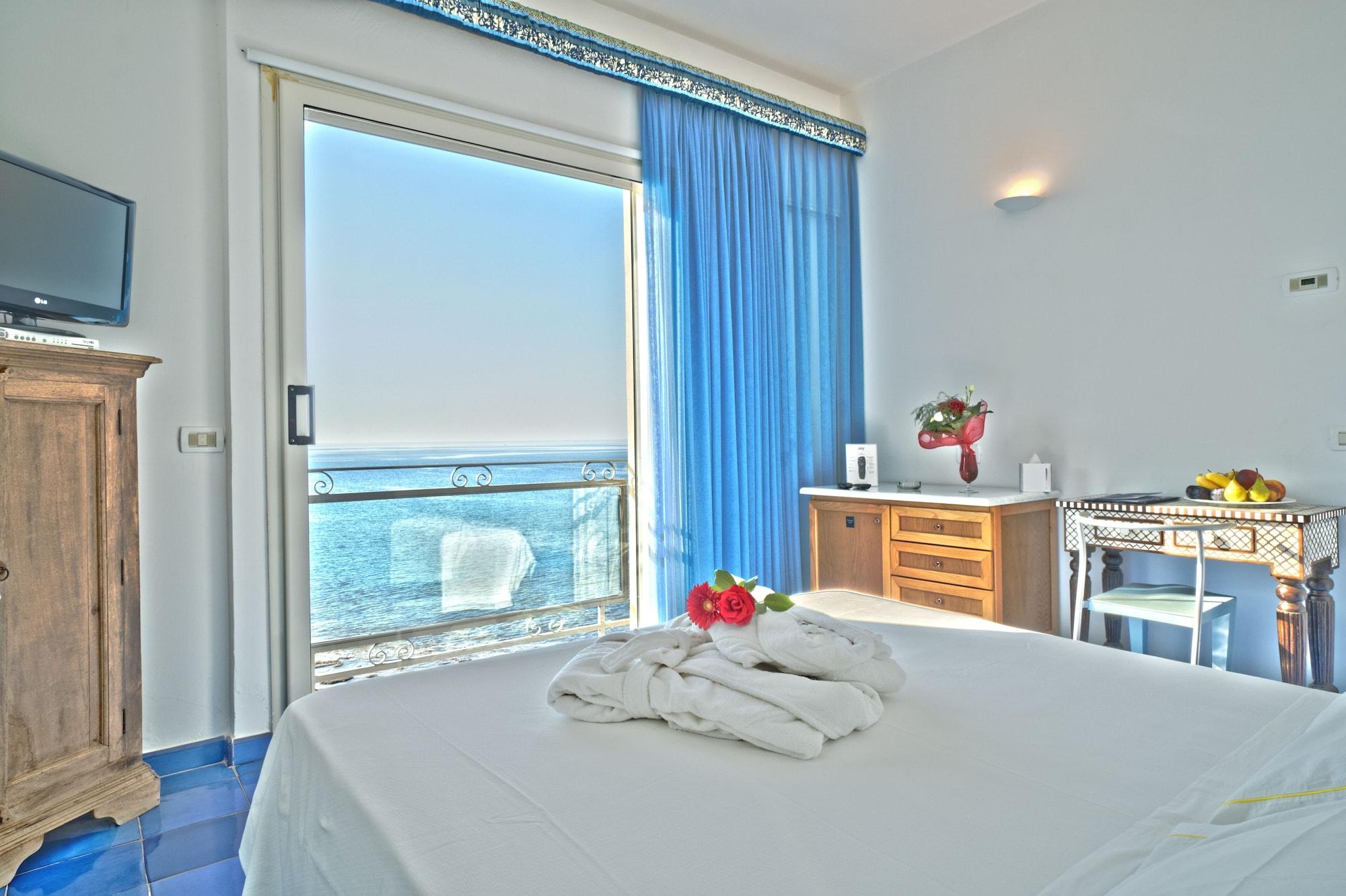 Grand Hotel San Pietro ปาลีนูโร ภายนอก รูปภาพ