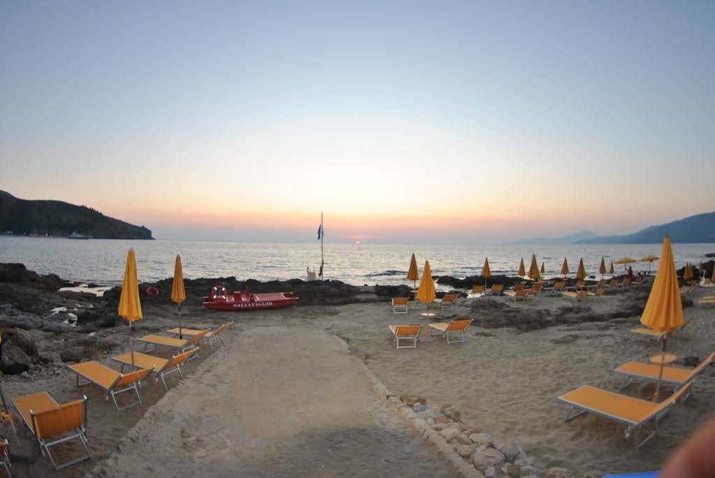 Grand Hotel San Pietro ปาลีนูโร ภายนอก รูปภาพ