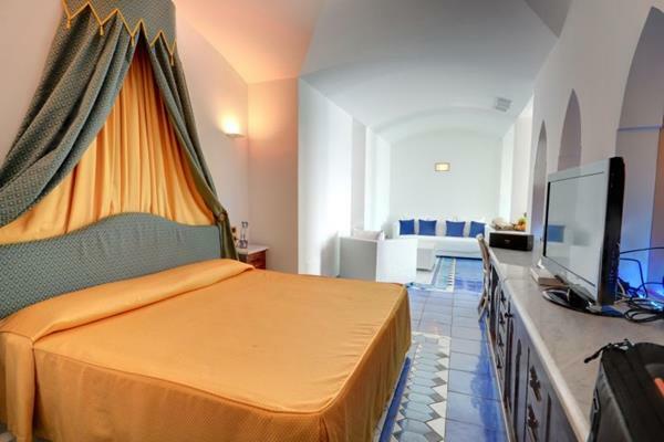 Grand Hotel San Pietro ปาลีนูโร ภายนอก รูปภาพ
